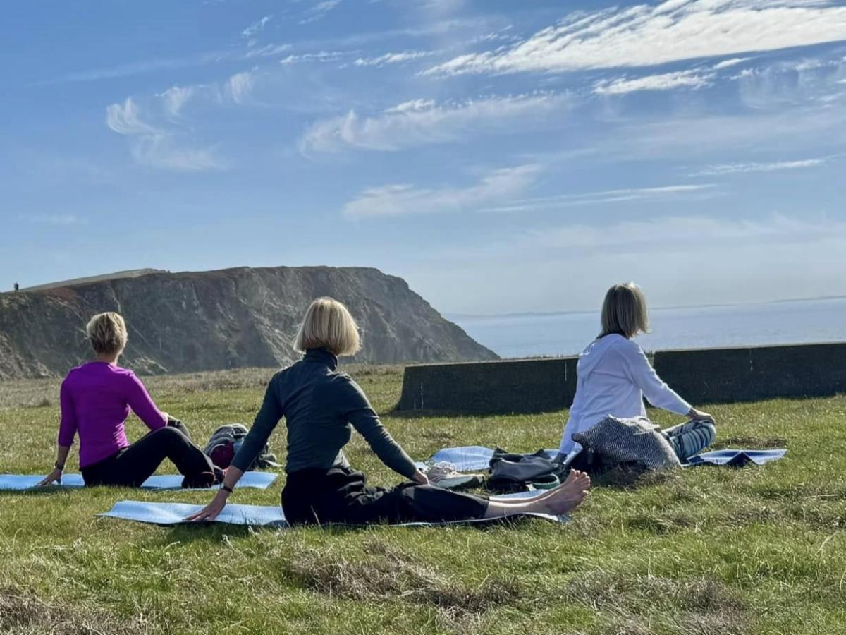 Hike + yoga vid Bodega Bay Head Trail